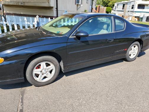 Photo 2 of 3 of 2002 Chevrolet Monte Carlo SS